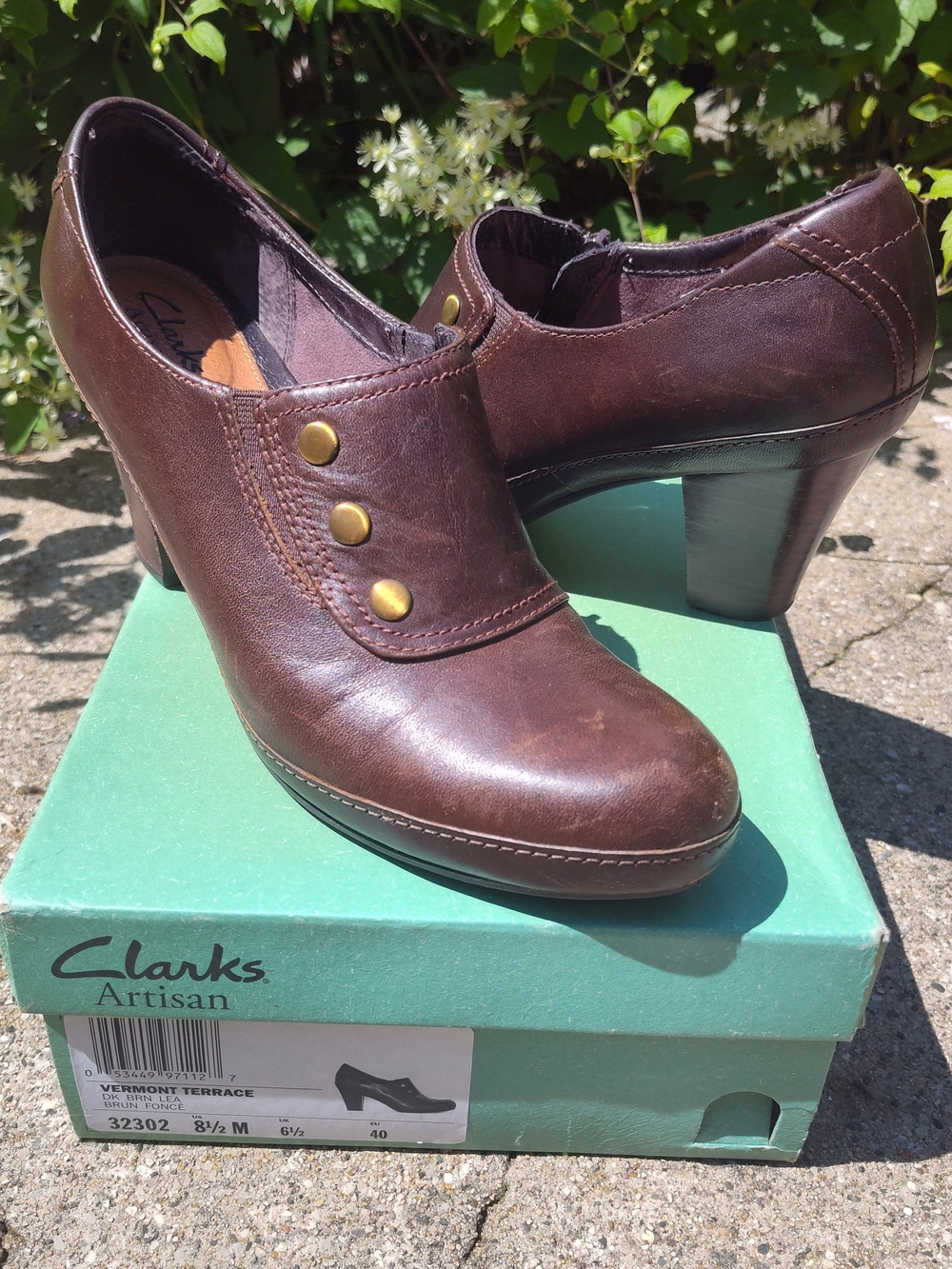 Clarks Artisan Vermont Terrace Dk Brown Leather Block Heel Shoe